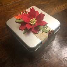 Load image into Gallery viewer, Christmas Soap Tin with Soap
